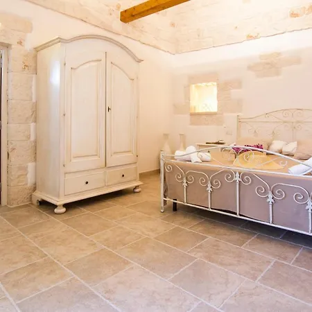 Villa Cervillo Sleeps 7 Pool Wifi Cisternino
