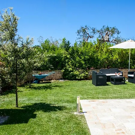 Villa Cervillo Sleeps 7 Pool Wifi Cisternino